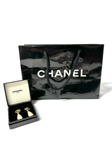 Vintage Chanel Clip On Earrings w/ Pearl