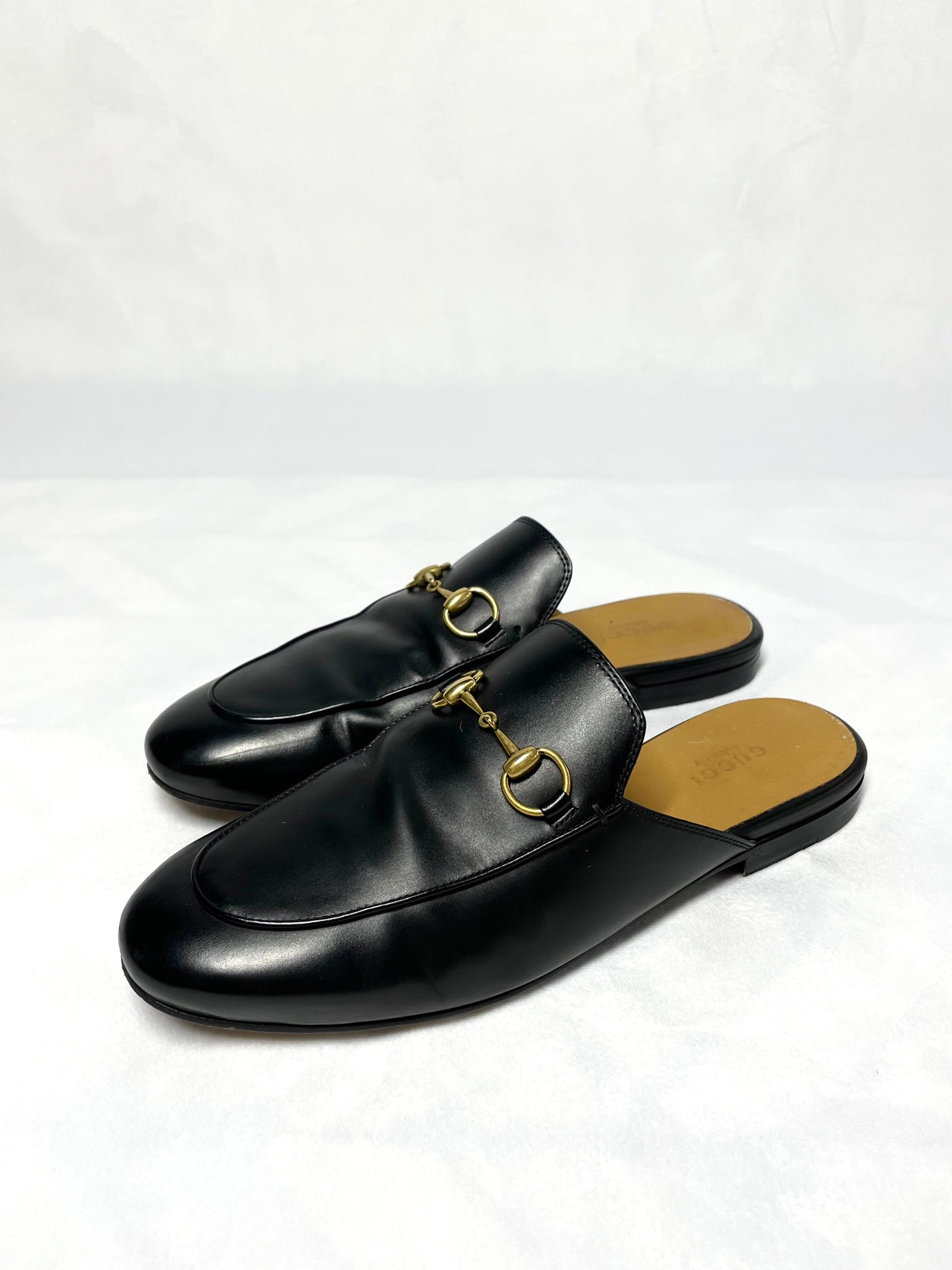 Gucci Princetown Black Leather Slides sz 7