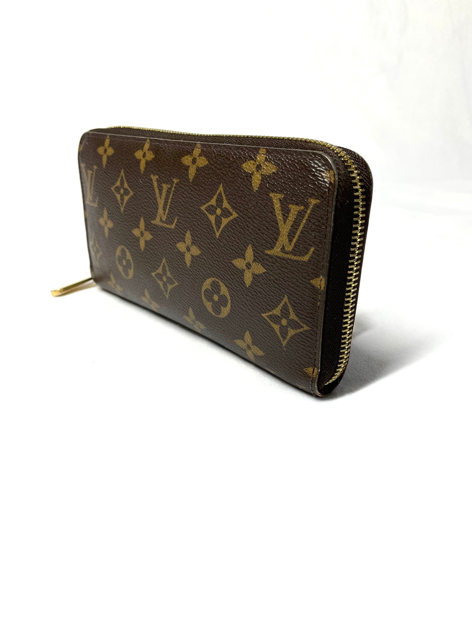 Louis Vuitton - Zippy Wallet - Monogram Canvas - Pre Loved