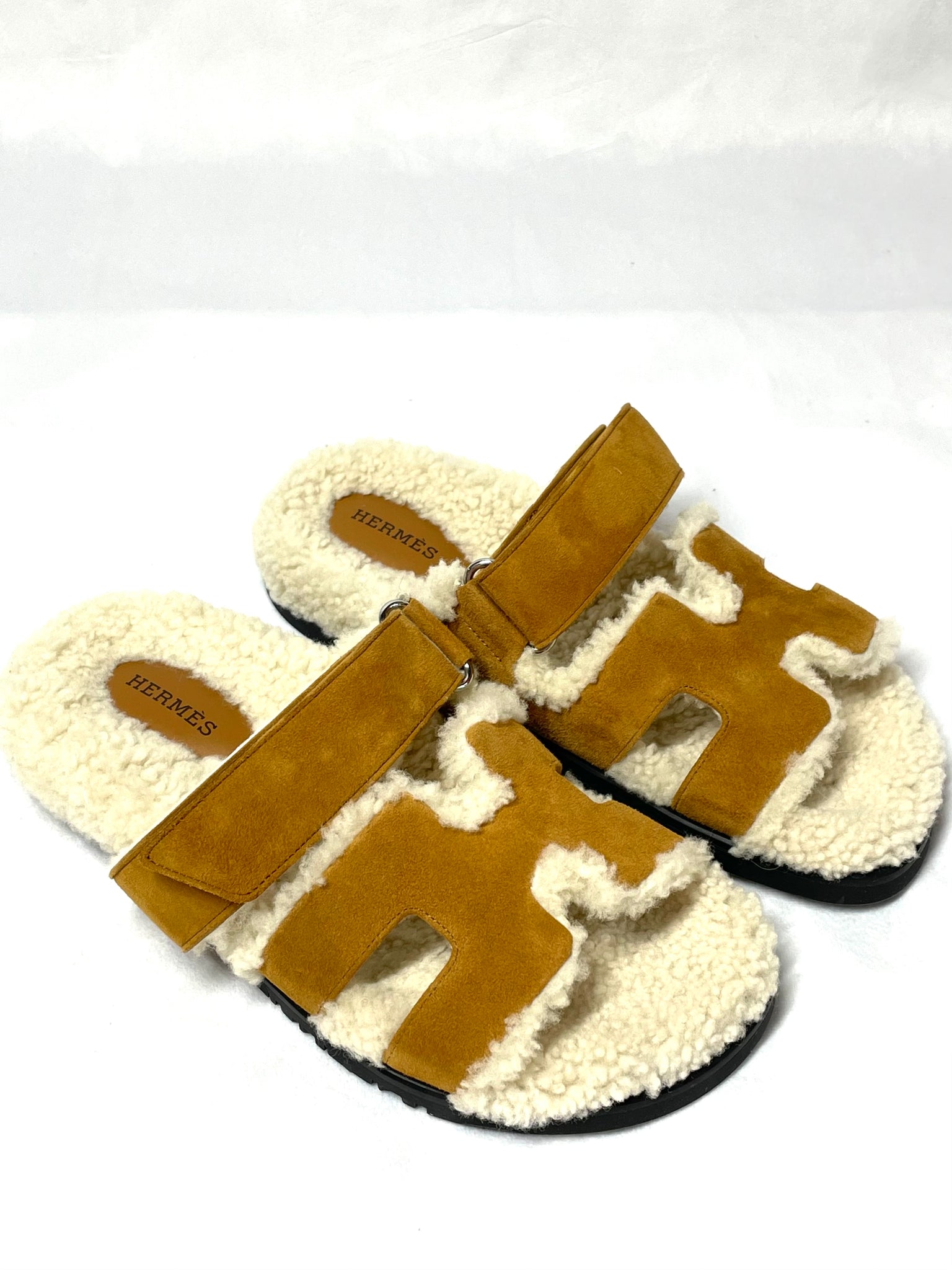 Pre Loved Hermes Chypre Sandals 37 available at UniKoncept in Waterloo