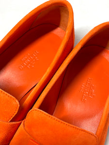 Pre Loved Hermes Paris Loafers 37 in Orange available at UniKoncept in Waterloo