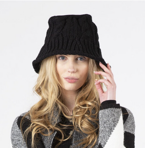 Cable Knit Bucket Hat (black)