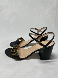 Pre Loved Gucci Marmont Sandals Black Size 8.5 from UniKoncept in Waterloo