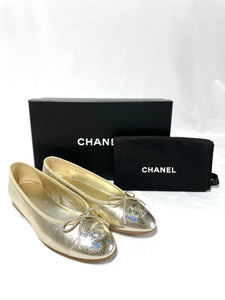 Pre Loved Chanel Gold Ballet Flats *limited edition* 37.5 from UniKoncept in Waterloo
