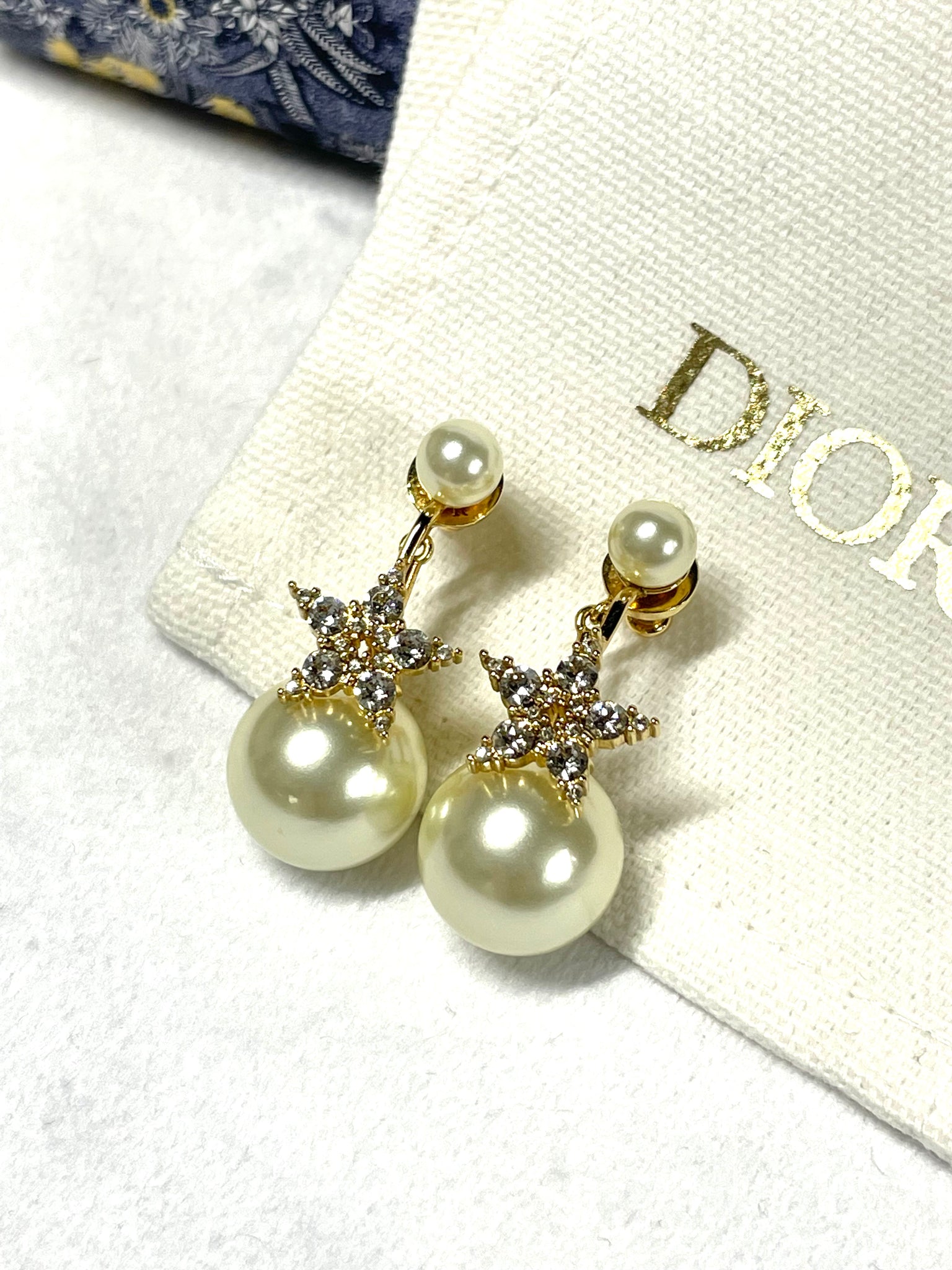 Dior tribal bee earrings clearance