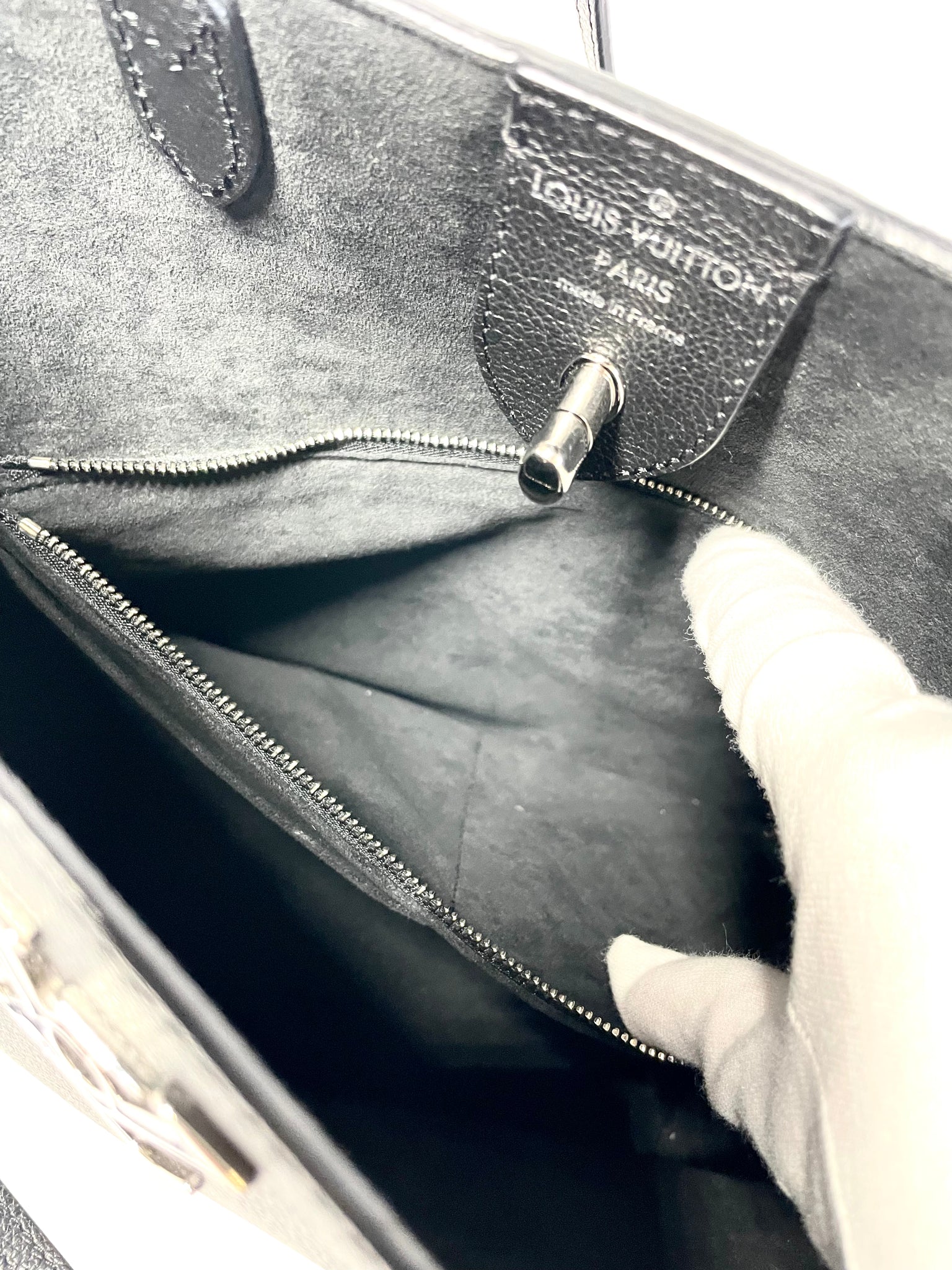Louis vuitton lockme deals cabas