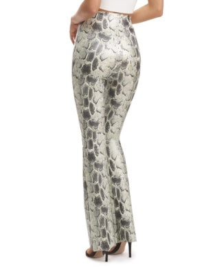 Model wearing Faux Leather Flare Legging in Python Print From Commando available at UniKoncept in Waterloo Back View